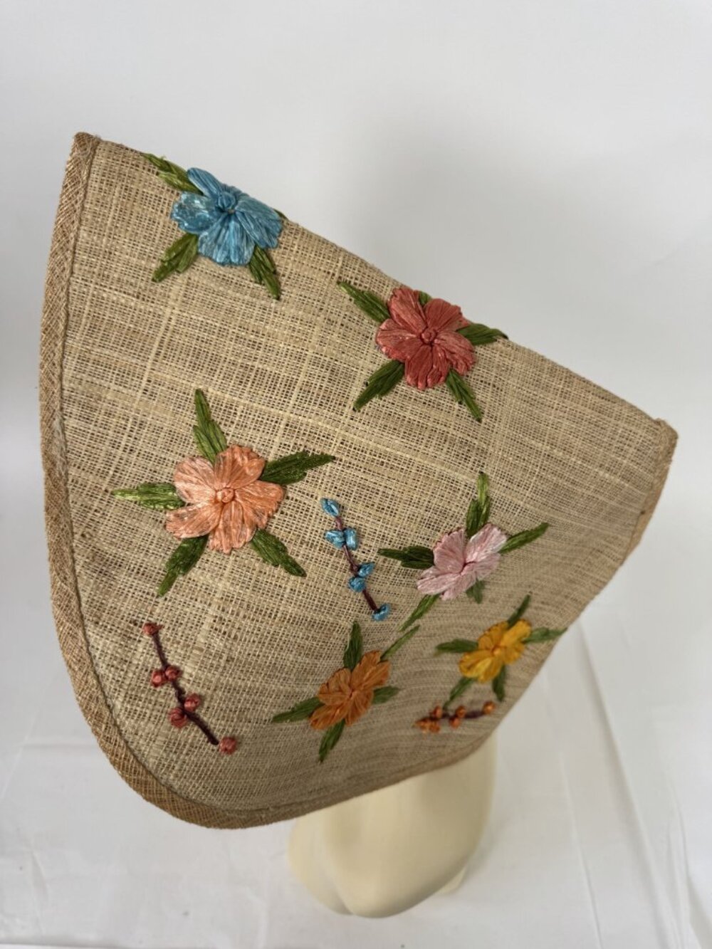 Handmade Raffia Straw Hat With Embroidered Floral Design & Chin Tie Vintage Phil - Picture 14 of 16